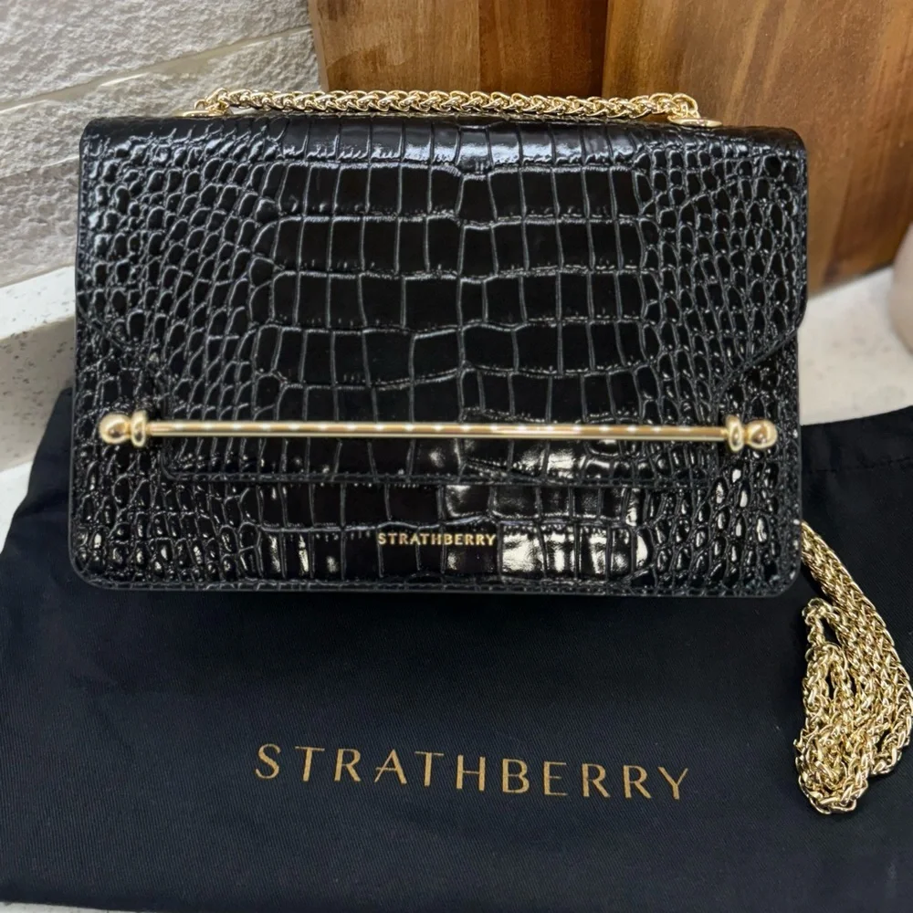 Like new Strathberry East/West Black Croc-Embossed Crossbody with Gold Chain - Picture 3 of 15